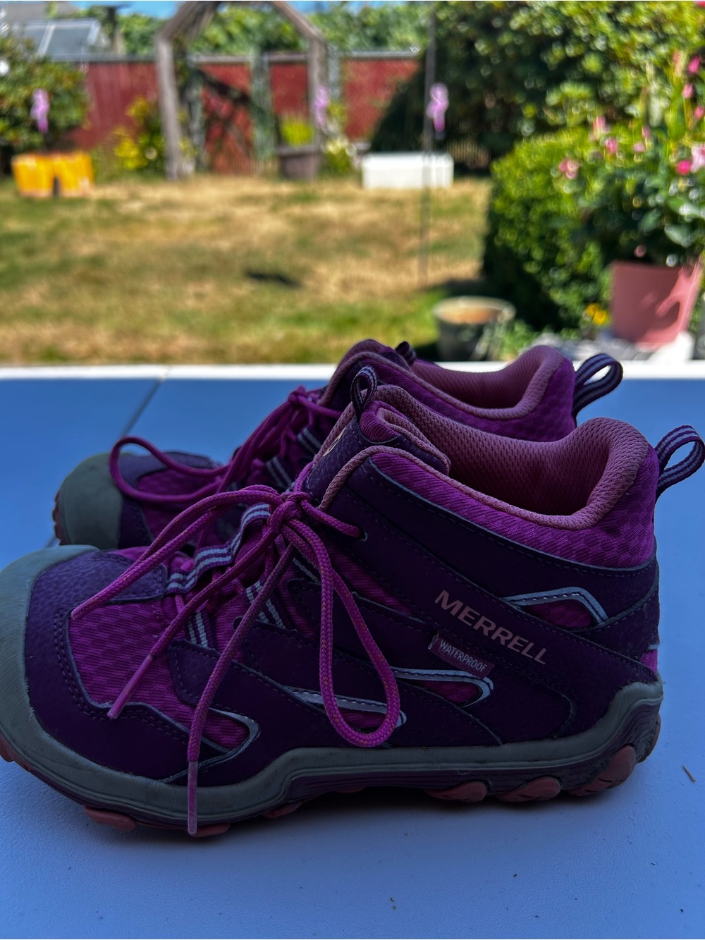 Merrell Kids Girl’s Purple and Pink Waterproof Hiking Boots Size 3